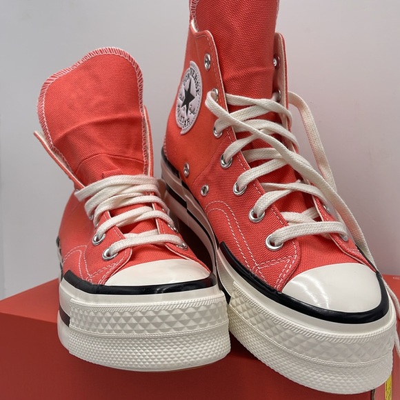 Converse WMNS CHUCK 70 PLUS HI
WATERMELON SLUSHY/MHITE/BLACK A06432C Platforms - Picture 5 of 16